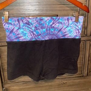 blue tie dyed waist band black athletic shorts